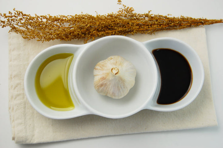 The Perfect Pair: Olive Oil and Balsamic Vinegar for Holiday Meals